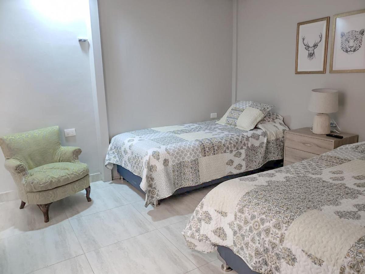 Hostal Paso Por Ла-Серена Екстер'єр фото